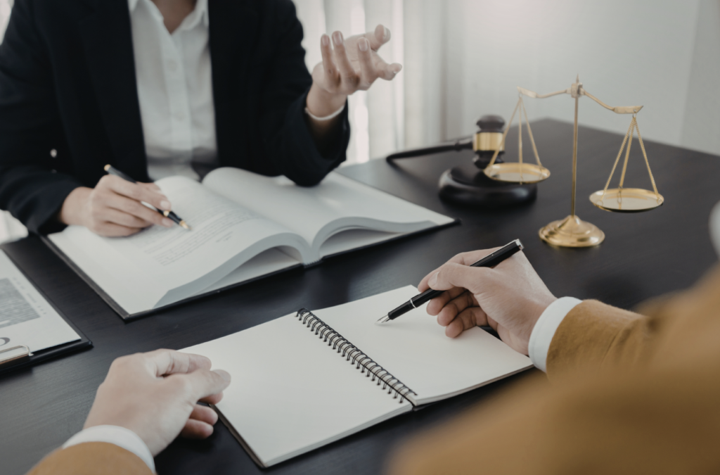 What to Expect During Your First Consultation with a Lawyer